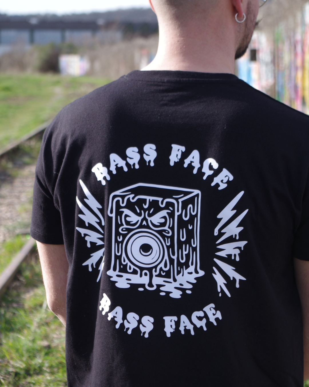 BASS FACE ✱ T-shirt